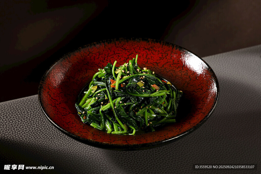 黄油菠菜