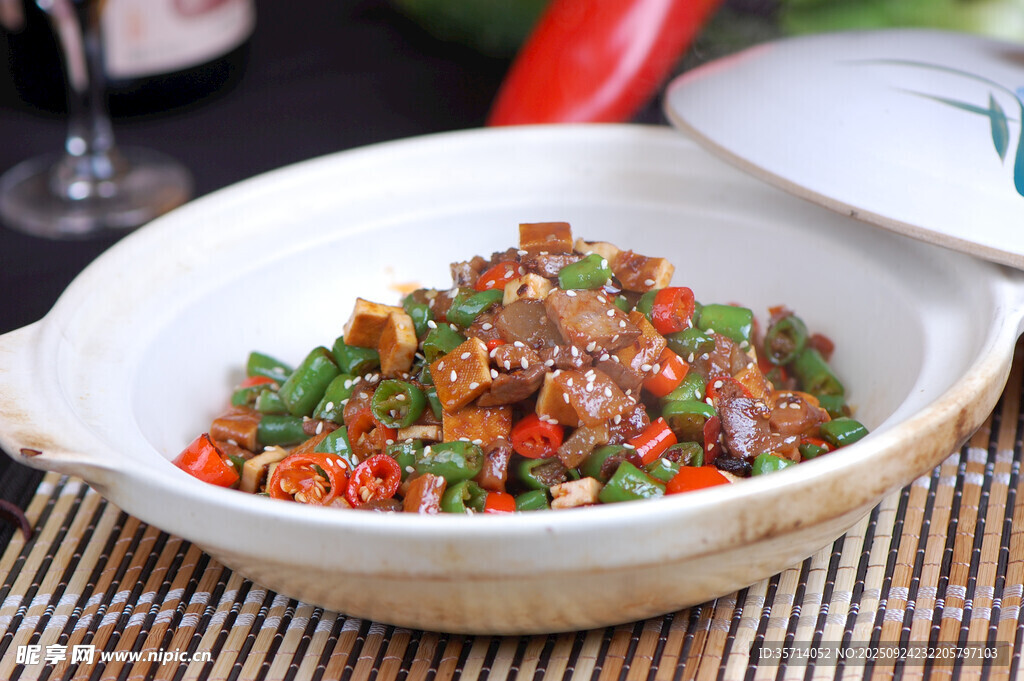 香辣小炒兔肉