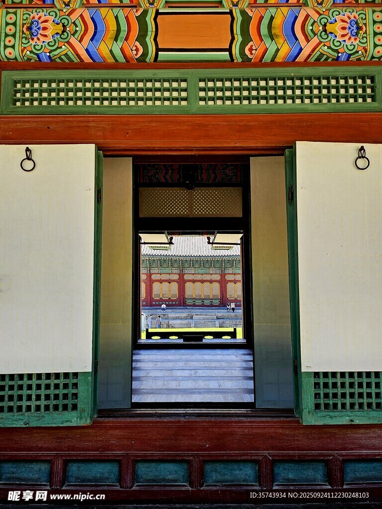 韩国德寿宫传统日式建筑室内入口