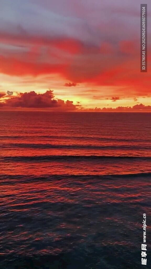 海上绝美日落景观