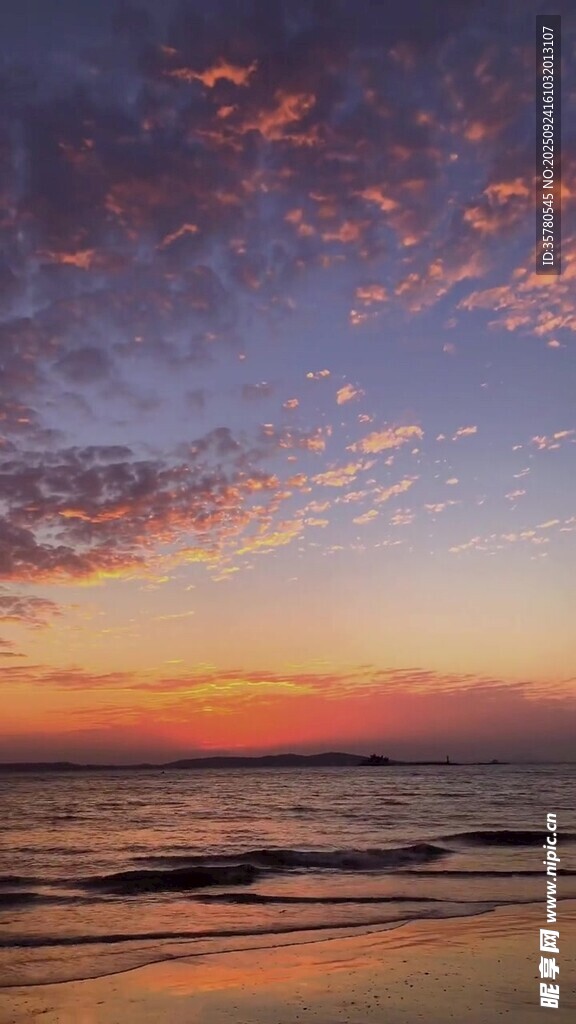 海边绝美日出霞光景色