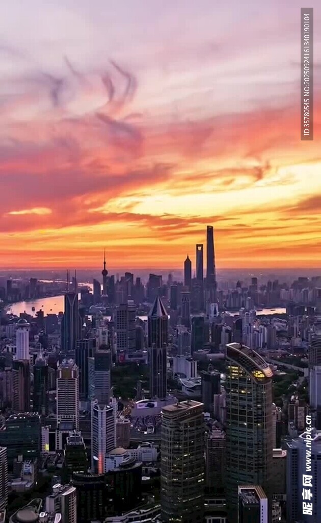 城市日落美景