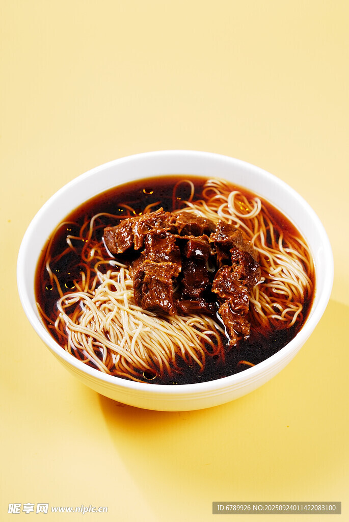 美味红烧牛肉面