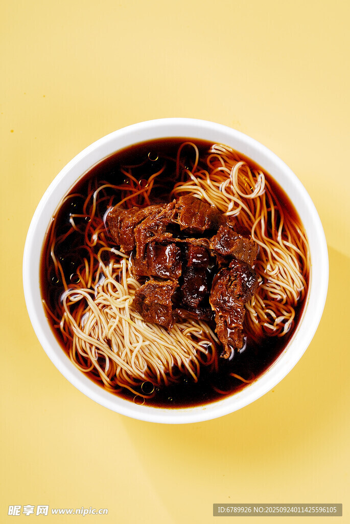 美味红烧牛肉面