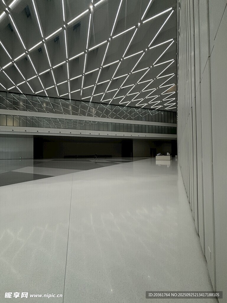 现代简约风格室内建筑空间