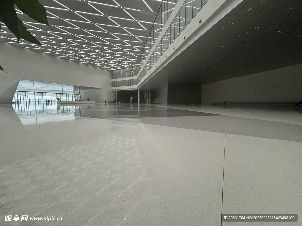 现代空旷室内空间场景
