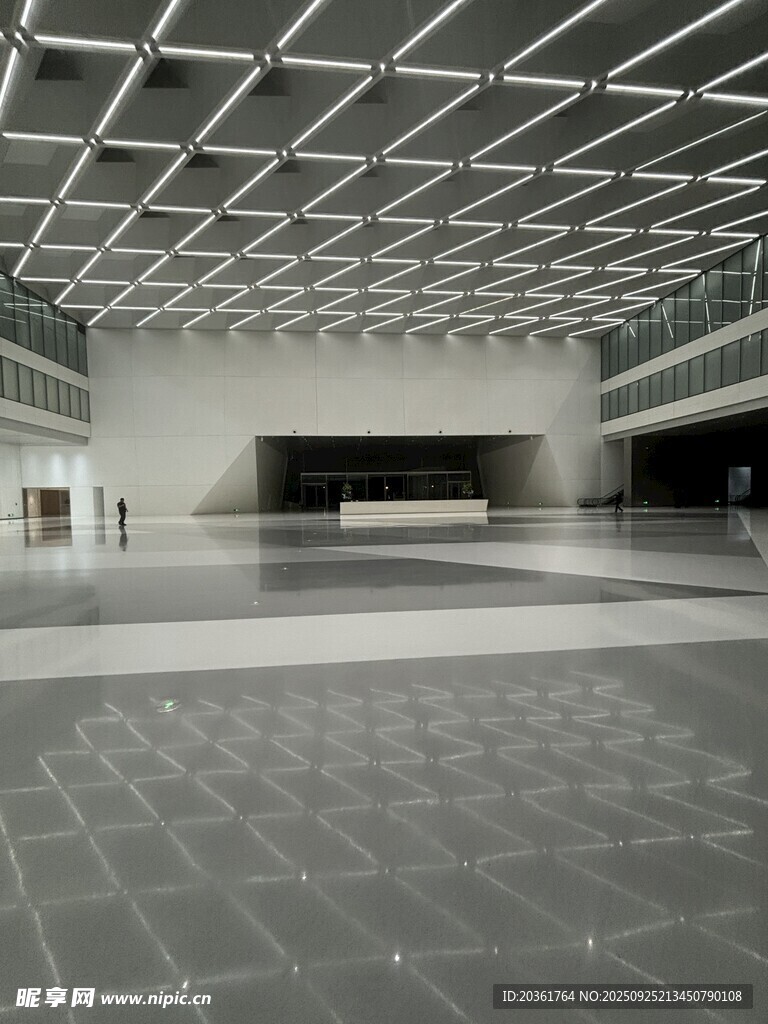 现代空旷大厅室内空间