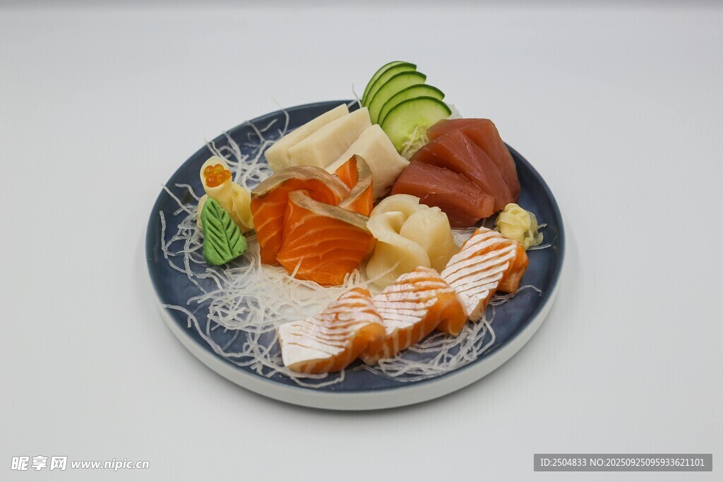 日式刺身拼盘美食展示
