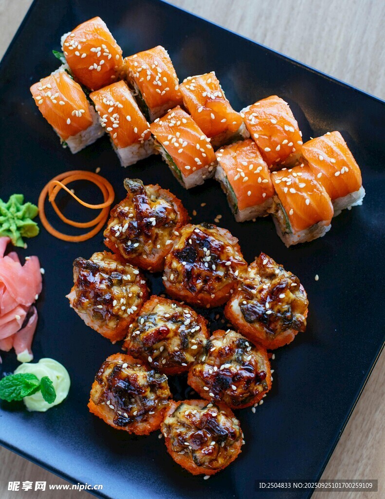 美味寿司与烤肉拼盘
