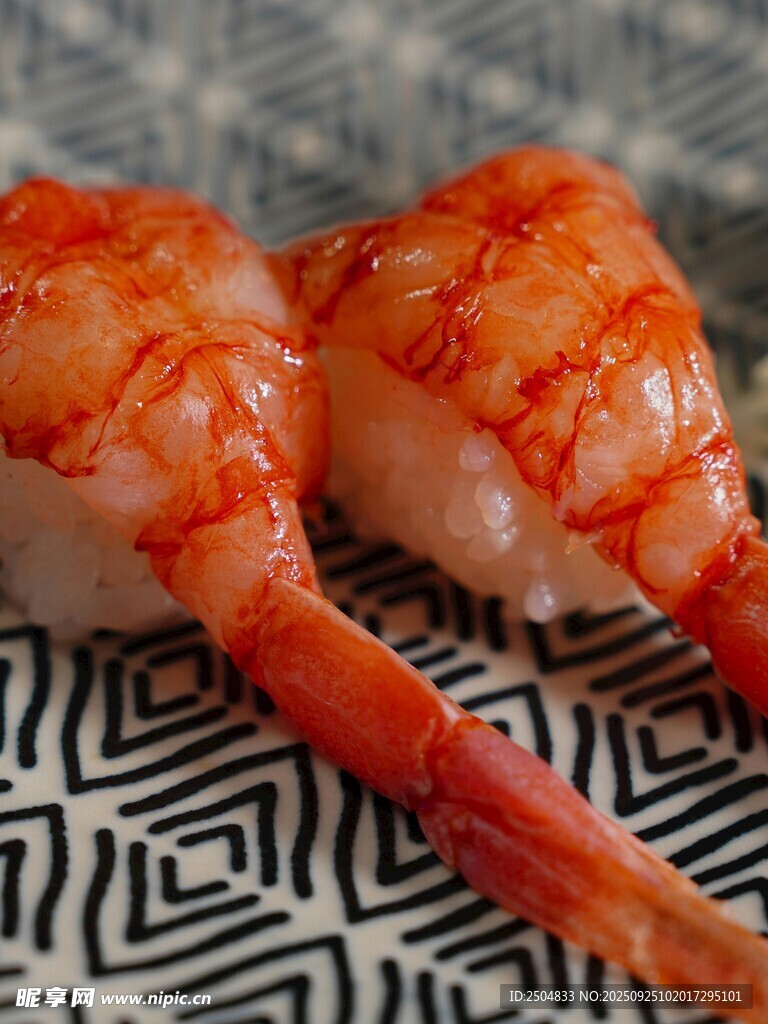 美味鲜虾寿司
