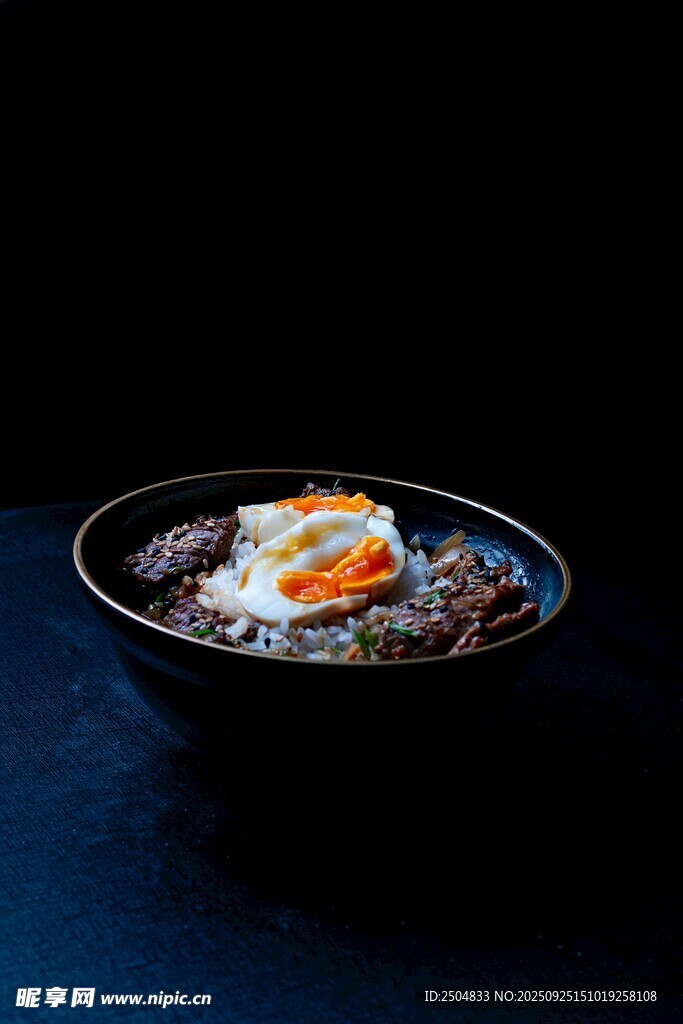 美味日式牛肉盖饭