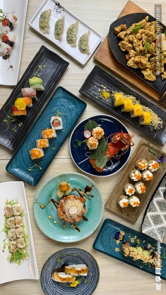 多样美食拼盘展示