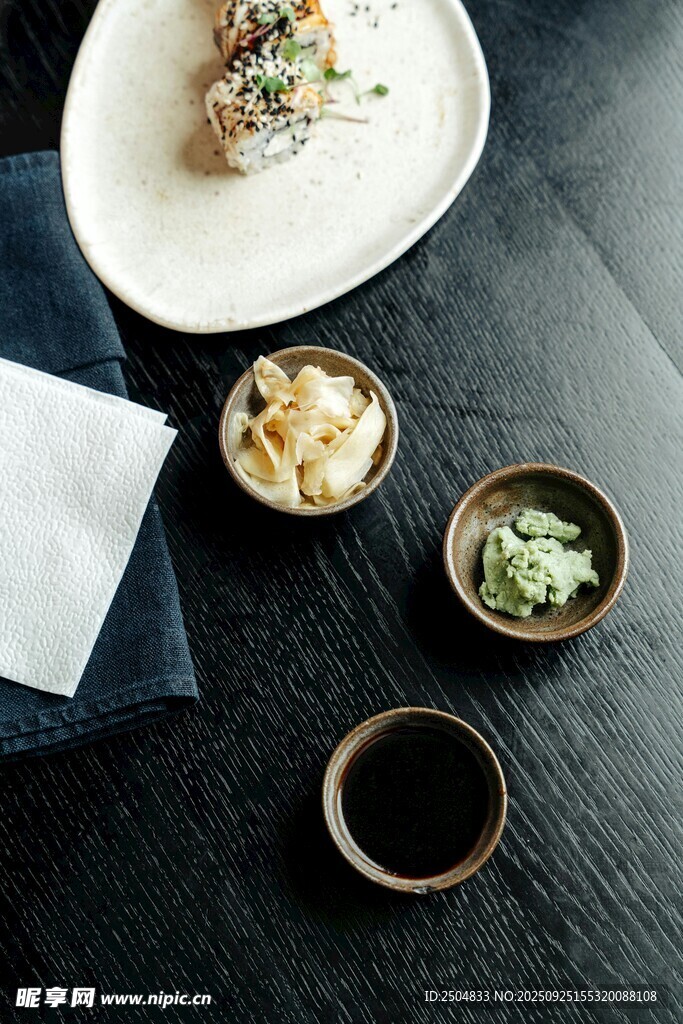 精致日式料理摆盘
