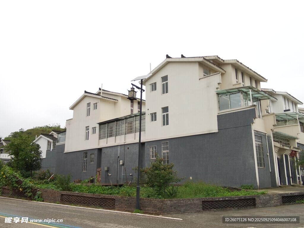 现代风格多层住宅建筑