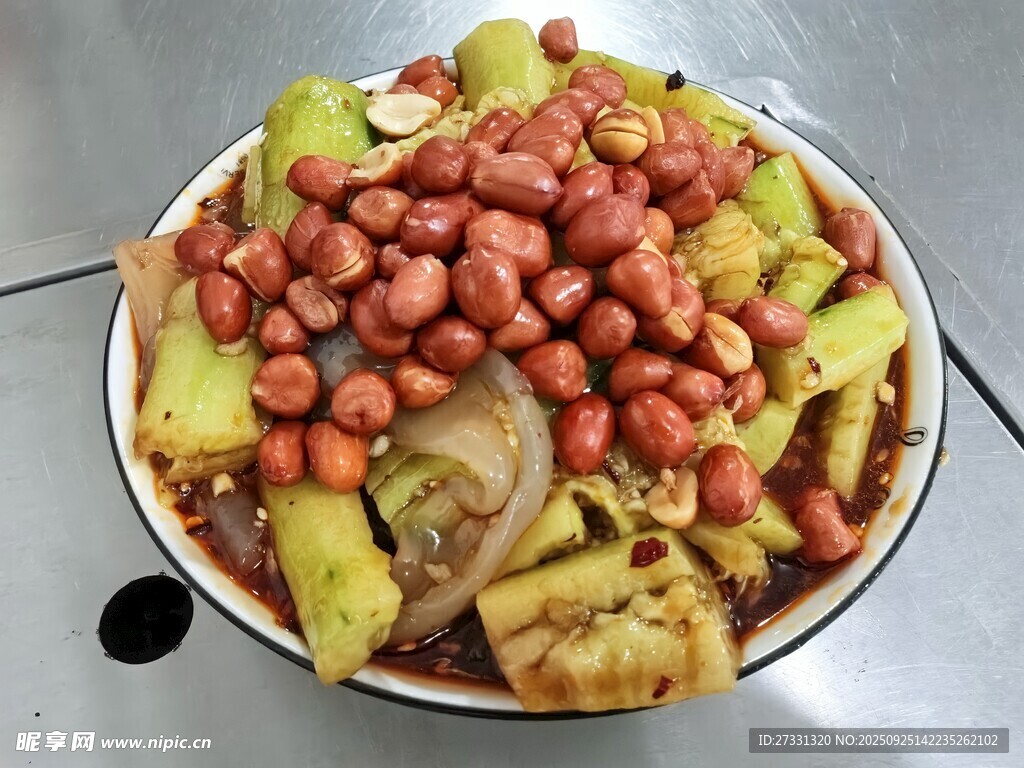 一盘美味卤味拼盘