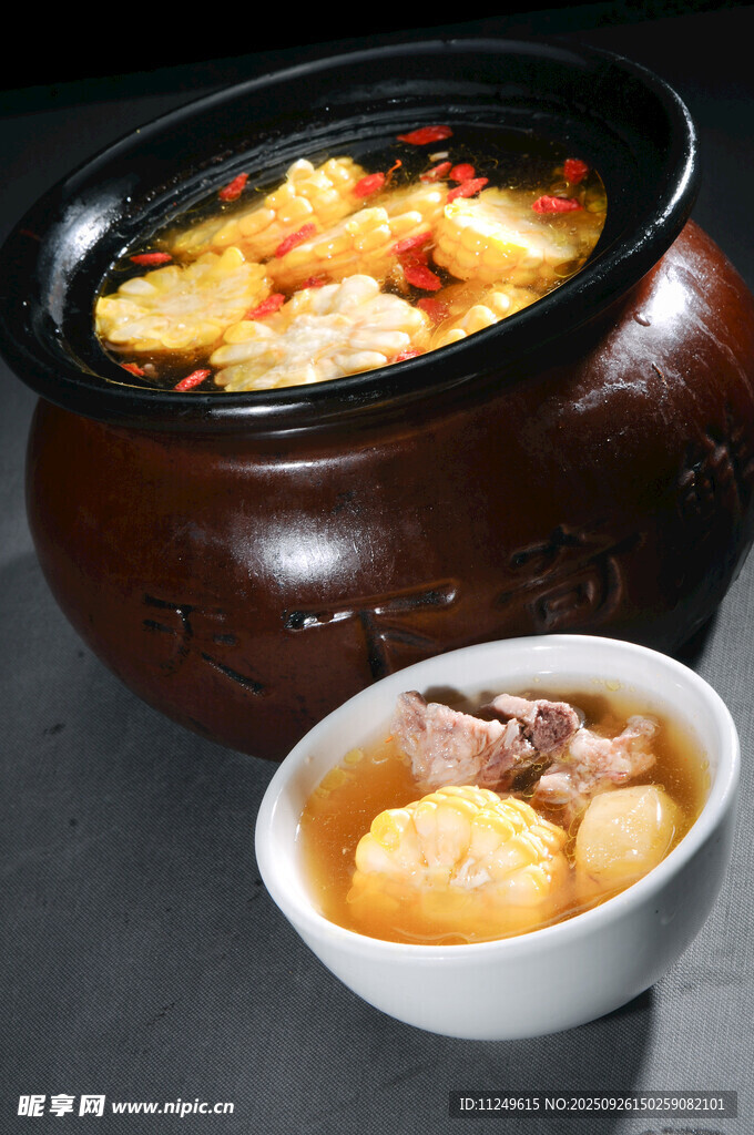 杂粮炖排骨
