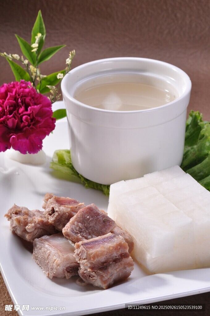 萝卜炖排骨