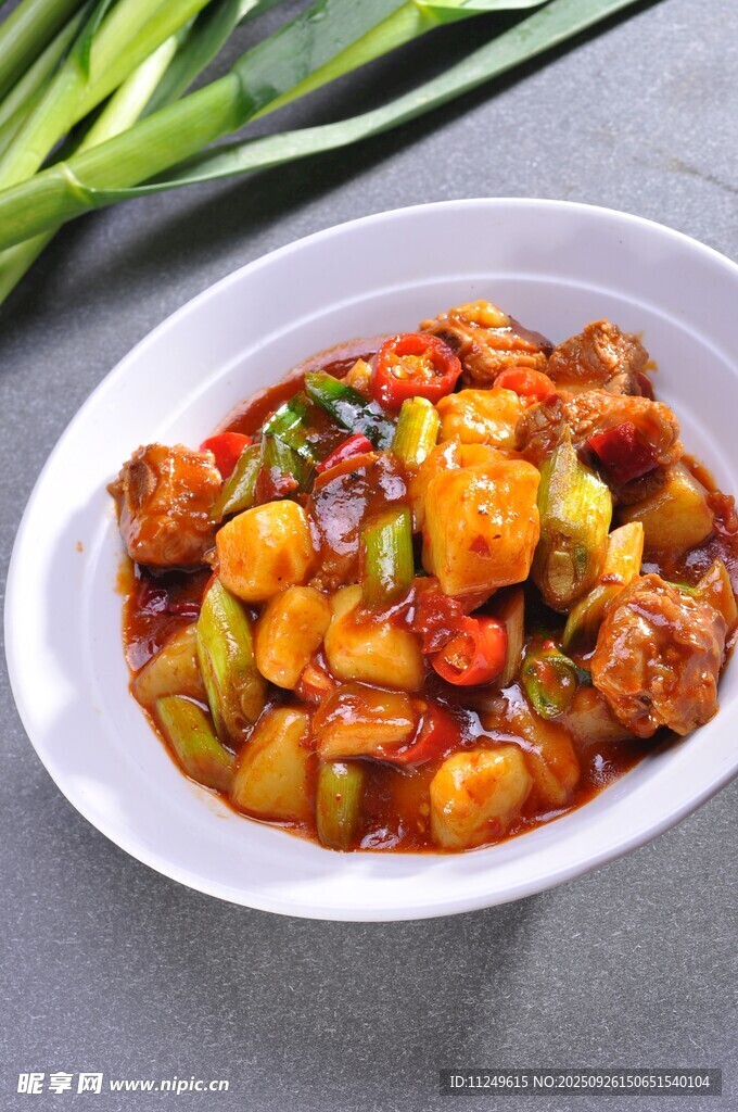 米豆腐烧排骨
