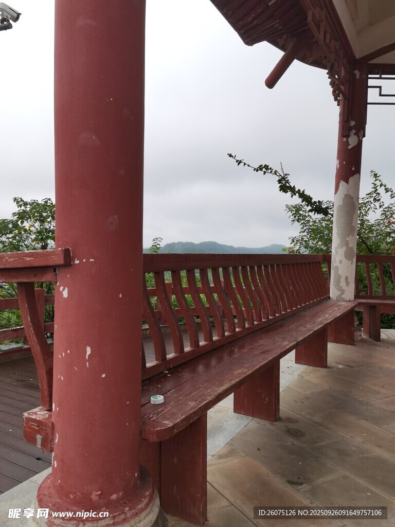 古亭观景台视野开阔