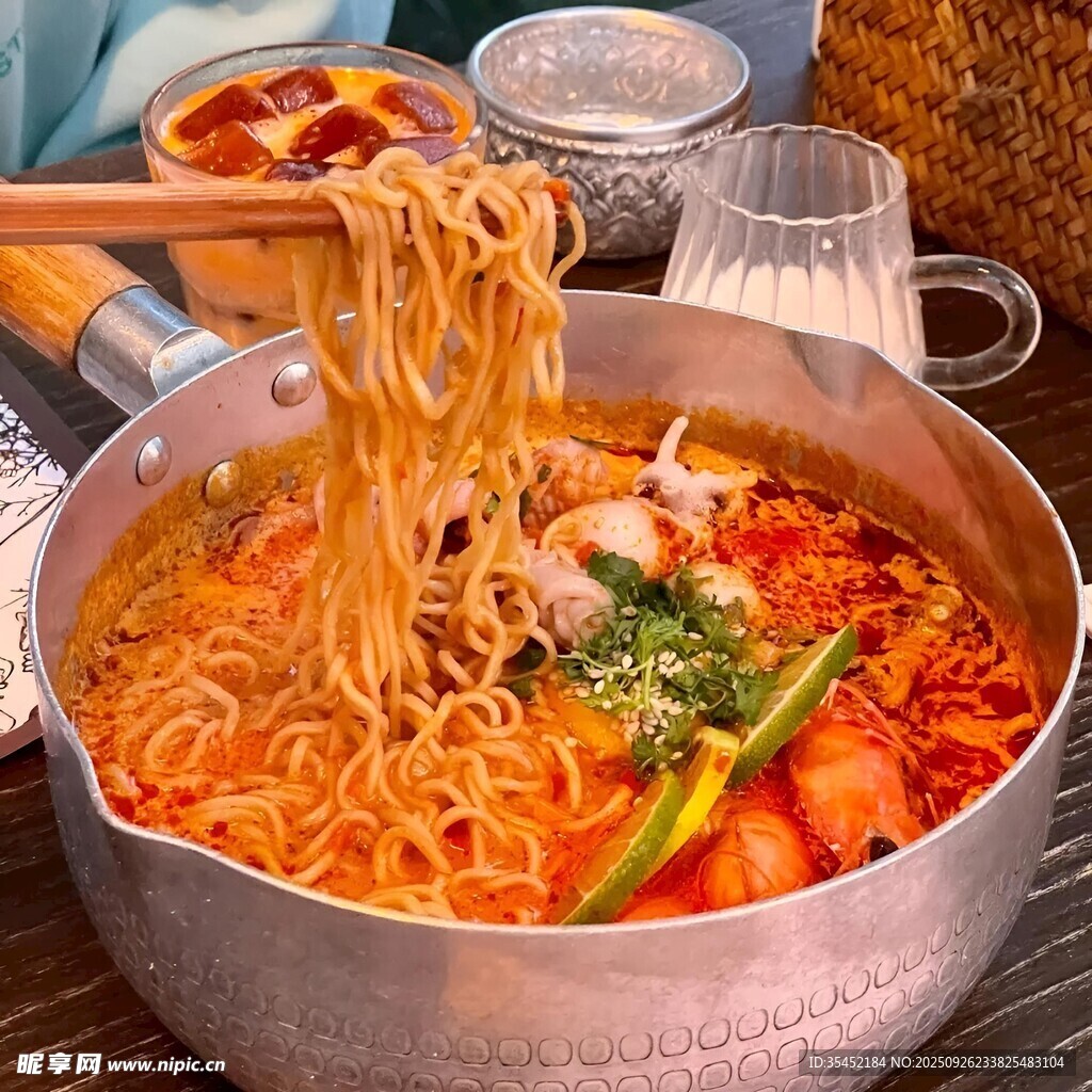 冬阴功拉面