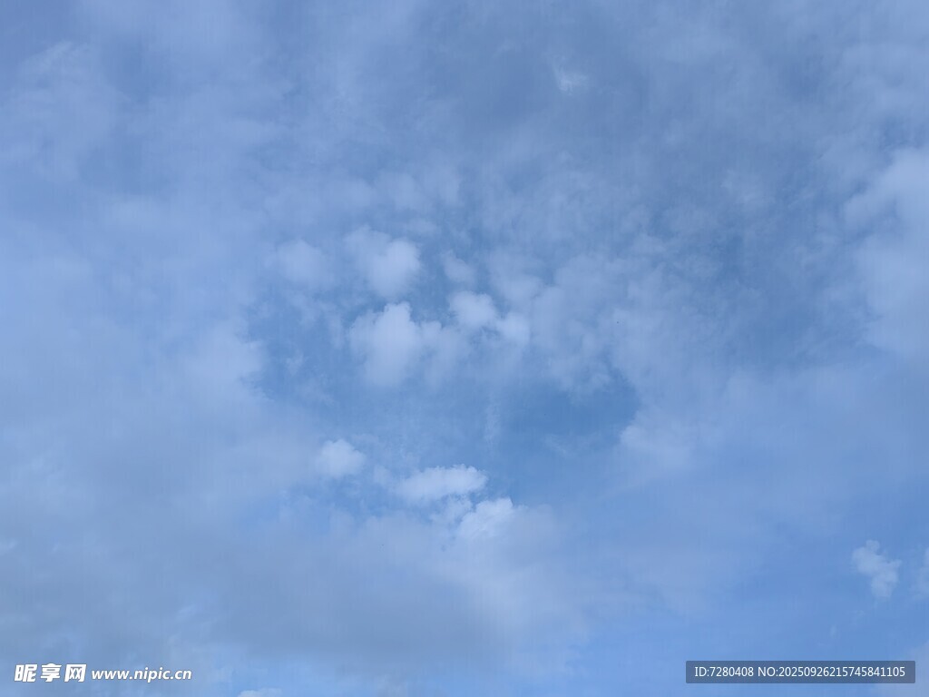 蓝天白云美景