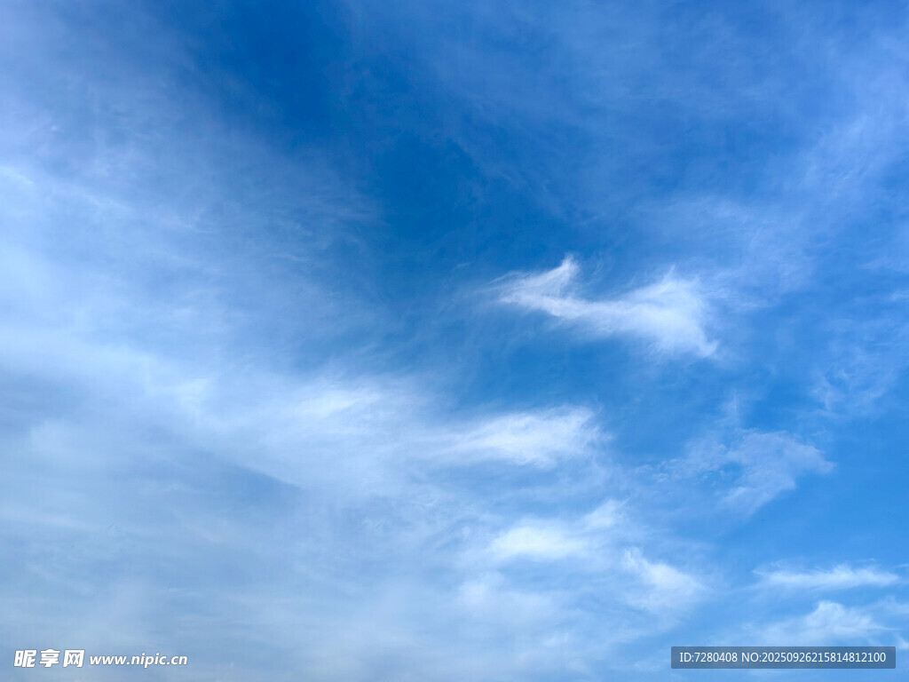 蓝天白云美景