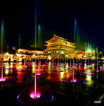 西安鼓楼夜景喷泉秀