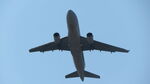空中飞行的大型客机