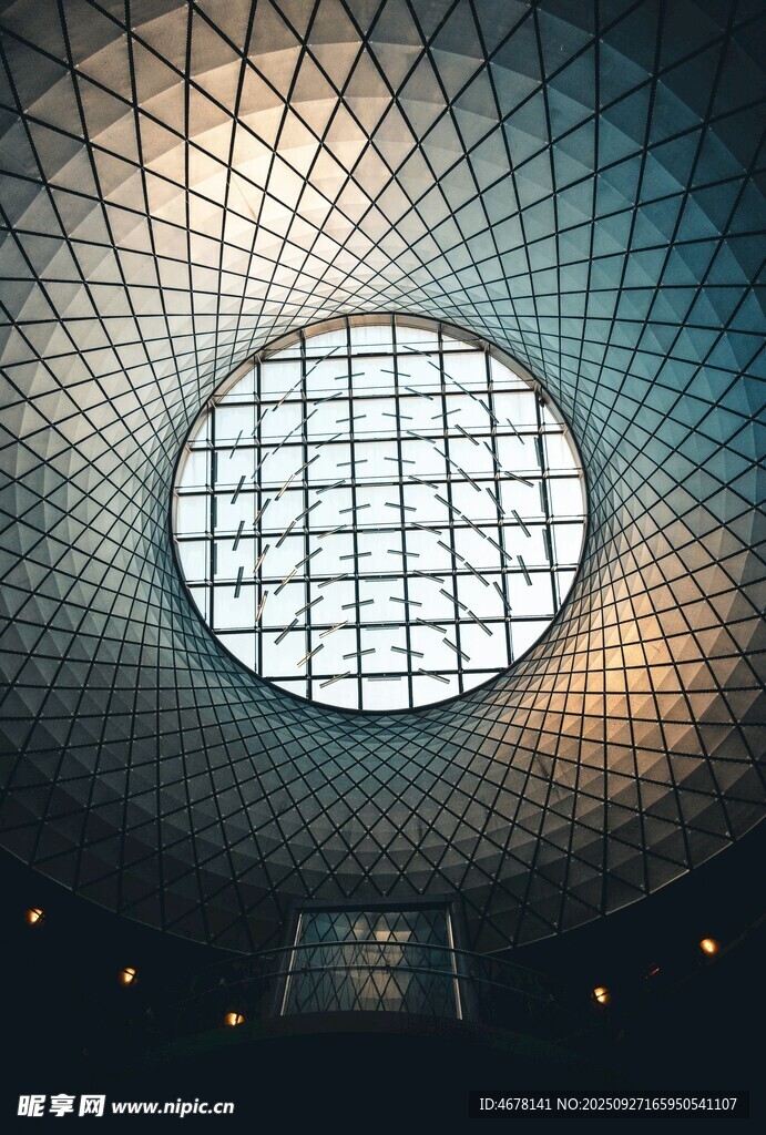 穹顶天窗建筑内部景观