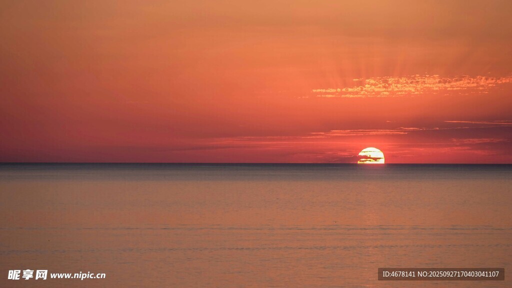 海上日落美景