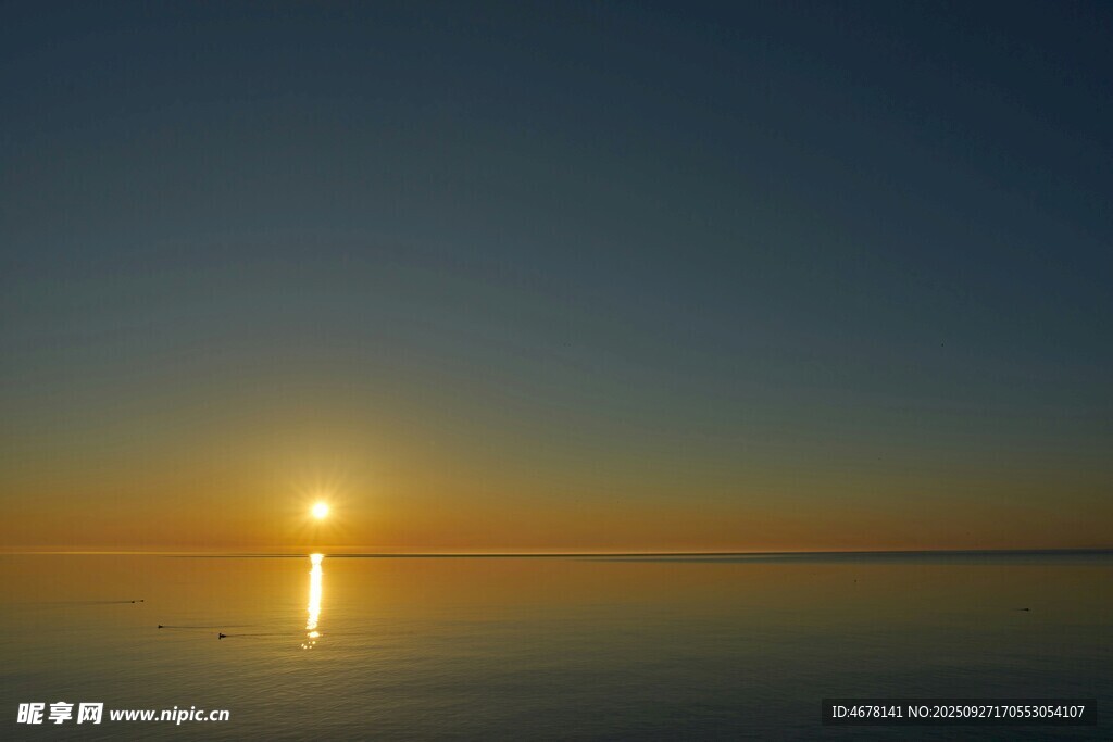 海上日出美景