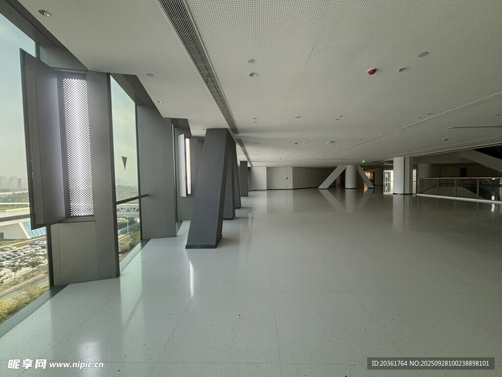 空旷现代化室内空间场景