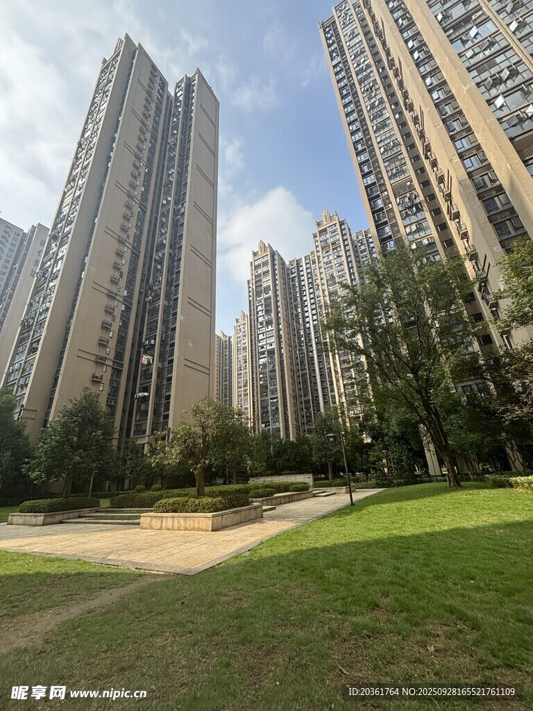 城市高层住宅区绿地景观