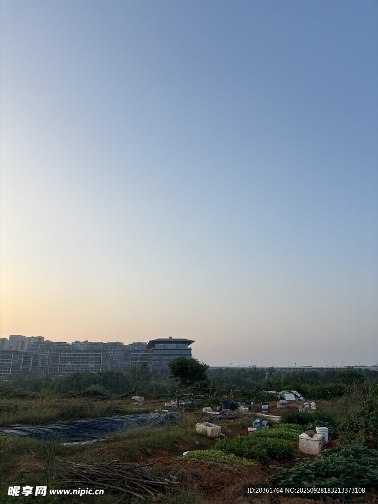 乡村晨曦美景