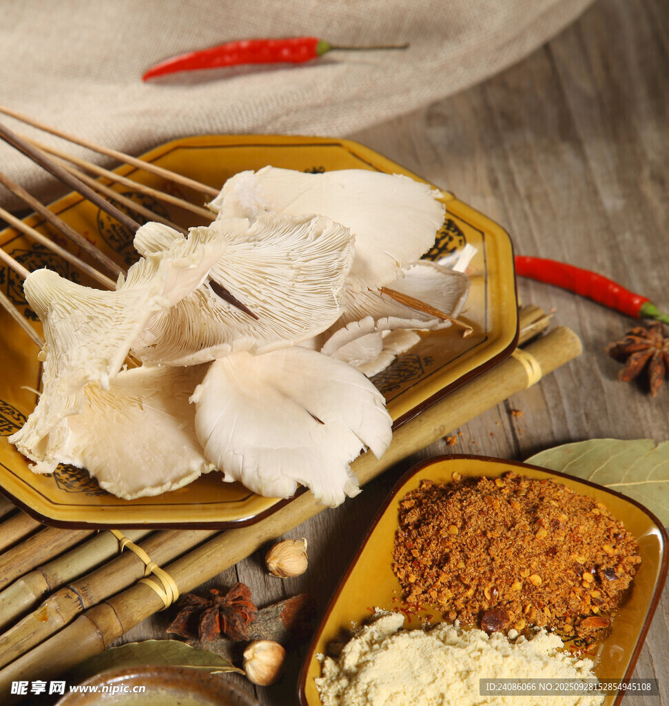 美味猪肺片与特色调料