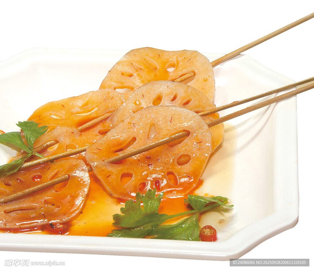 美味烤藕串色泽诱人