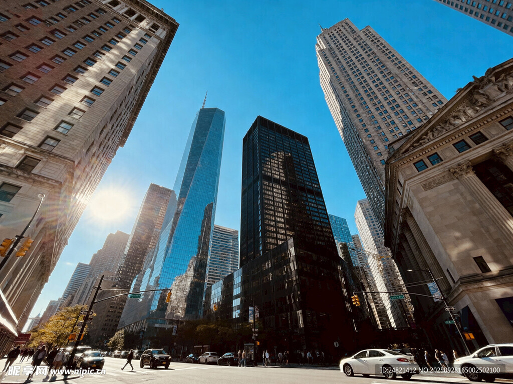 都市繁华高楼林立景象