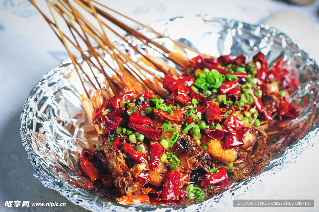 锡纸串串香麻辣诱人