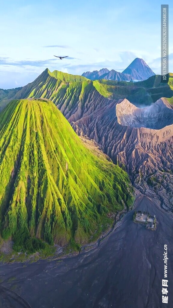 壮丽火山景观