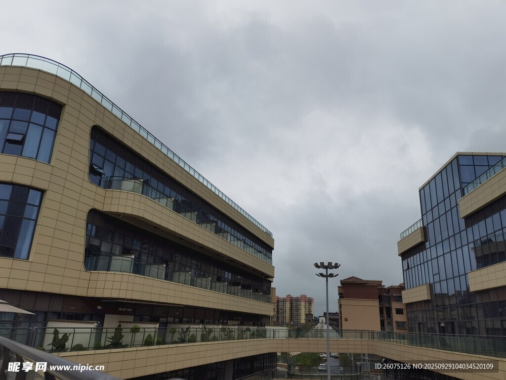 现代风格建筑群外观