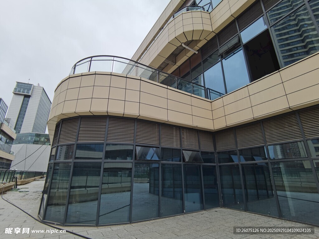 现代风格商业建筑外观