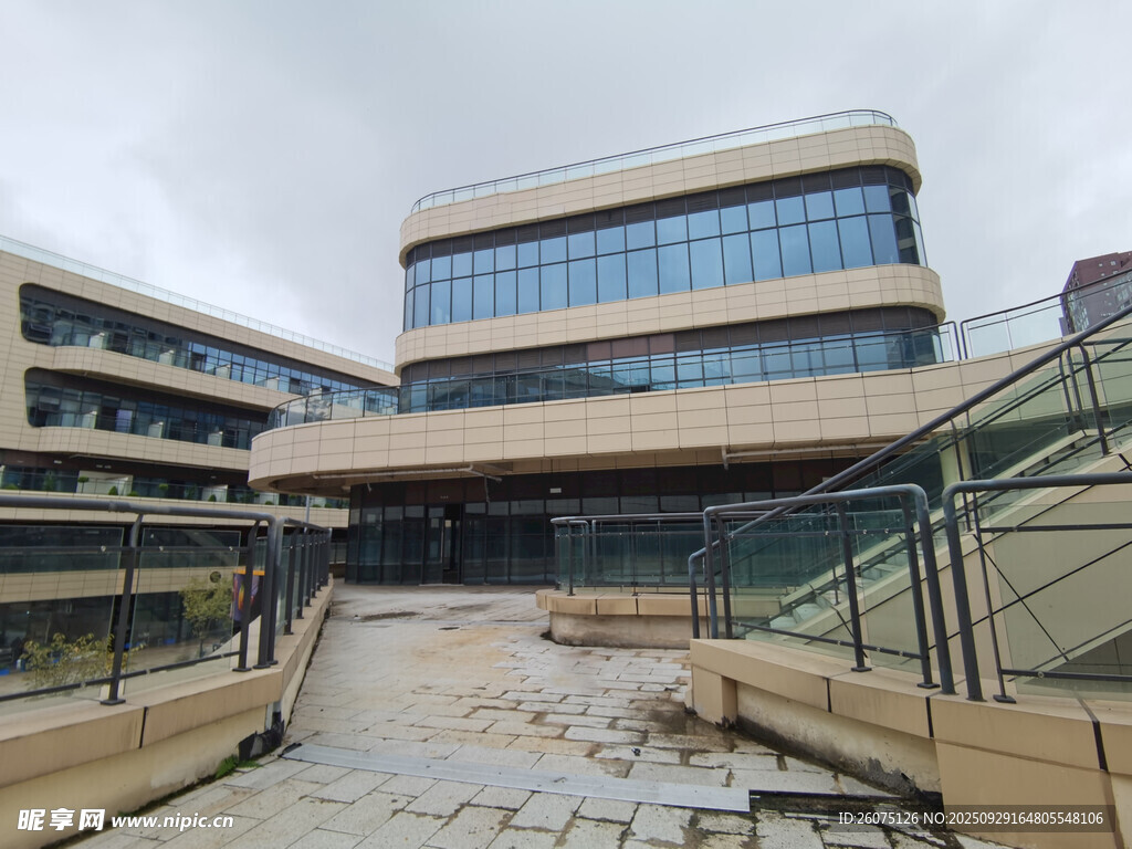 现代风格建筑外观景观