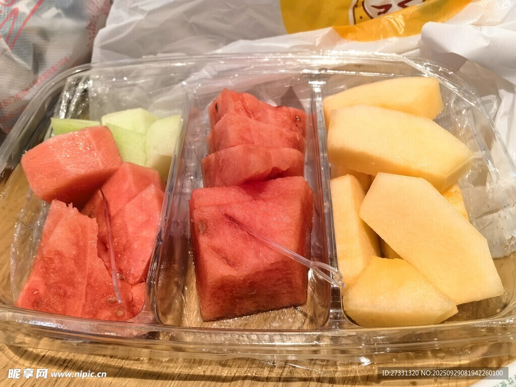 新鲜切块水果拼盘