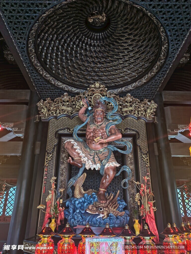 神像雕塑