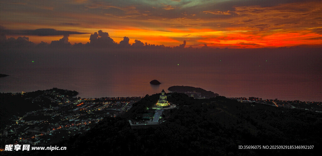 壮丽海上日落美景