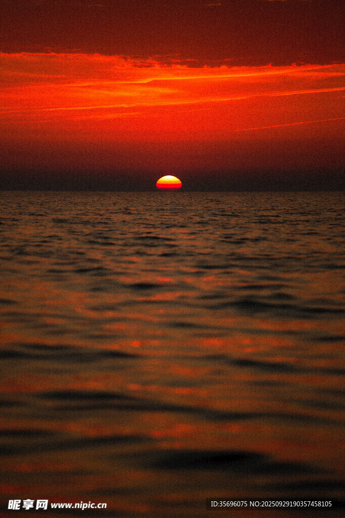 海上落日美景