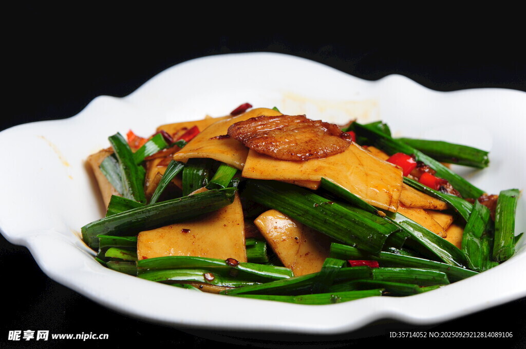 豆角炒豆腐