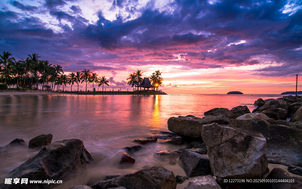 海边绝美日落风景
