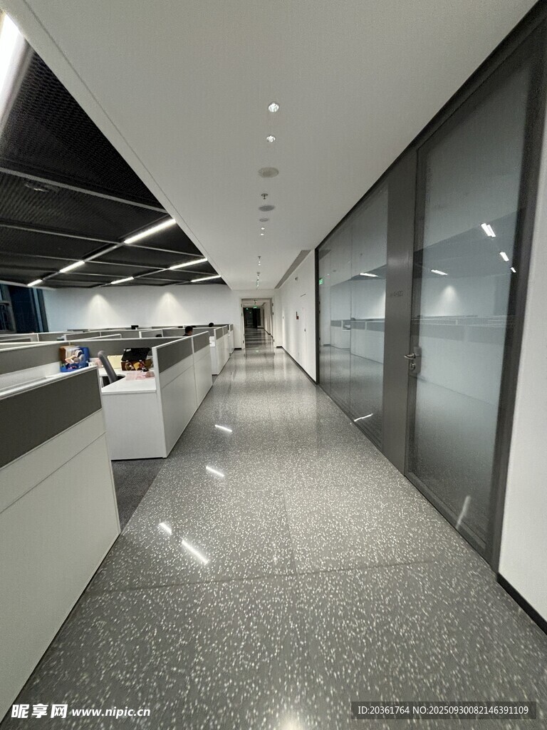 现代简约风格办公走廊