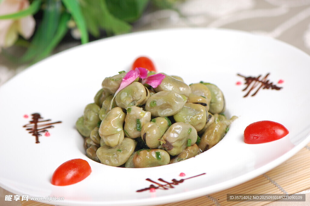 美味蚕豆摆盘精致